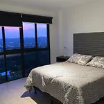 Apartamento Con La Mejor Vista De San Salvador